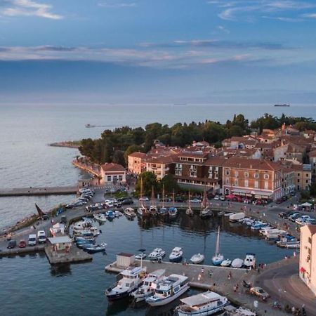 Apartma Sunny Daire Izola Dış mekan fotoğraf